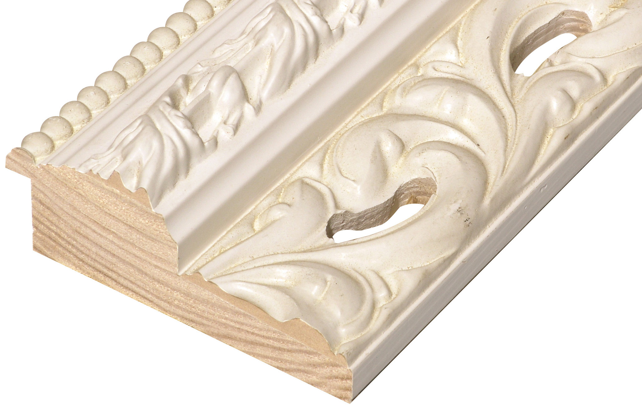 Baguette pin jointé, larg.100mm - finition blanche décoré - avec trous - 981BIANCO